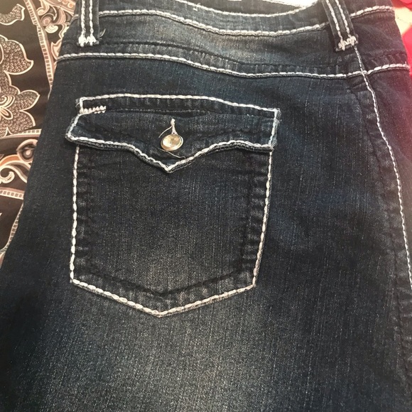 SOLD!!Great plus size ripped Jean shorts - Picture 4 of 4